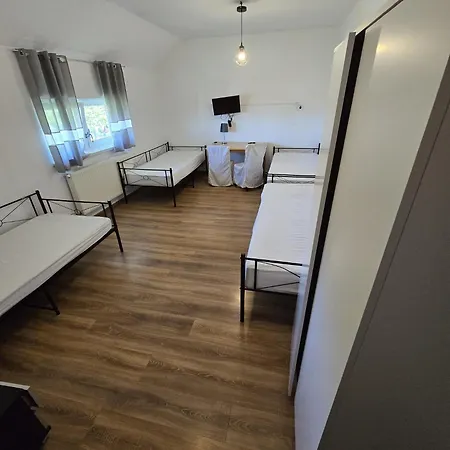 호텔 Sredzka Korona